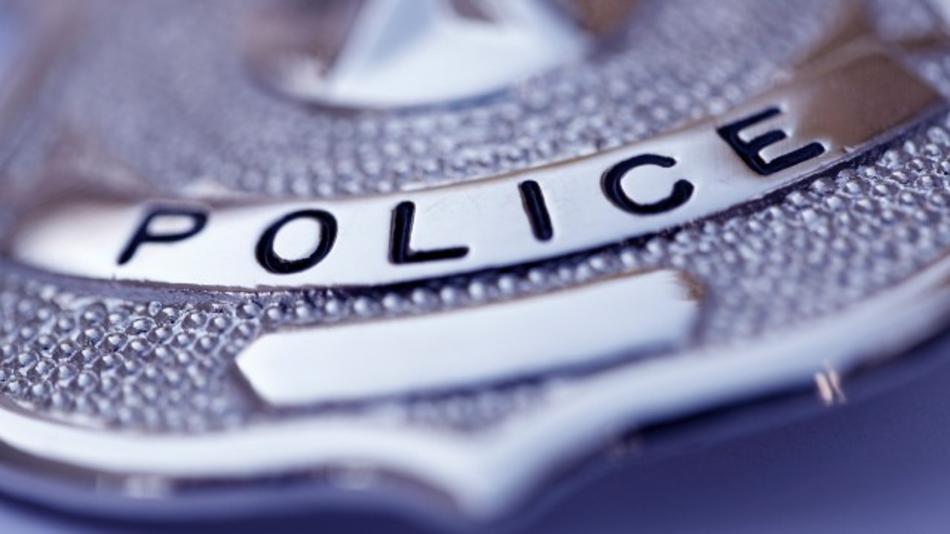 Learn the basic requirements for becoming a police officer.