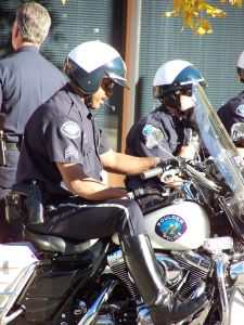 police officer motorcycle cop become things helmet camera say too much helmets seriously injured crash duty cops cities jobs davidson